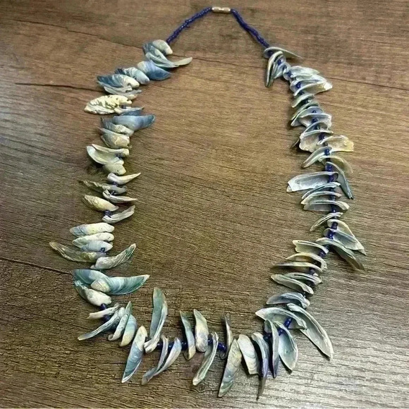 Turquoise Shell Blue Beaded Necklace - Picture 2 of 2